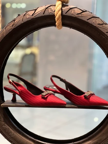 کفش مجلسی ساتن خطی یراق پاپیون نگینی