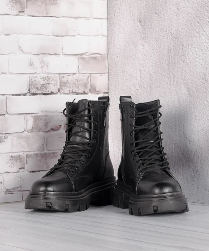 نیم بوت مردانه مشکی زیپ‌دار 0519