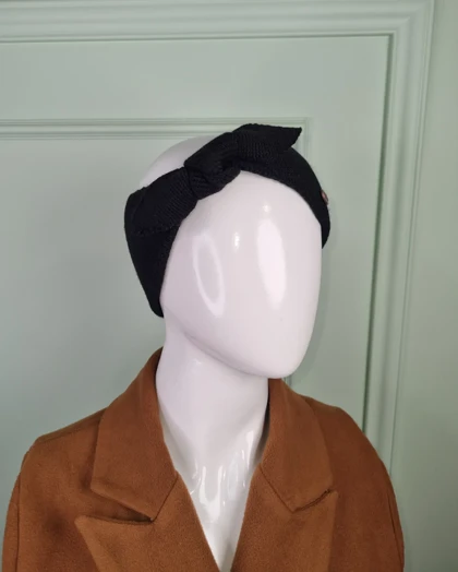 هدبند دخترانه کاموا سیلکا پاپیون مشکی