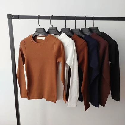 کراپ یقه گرد آستین بلند