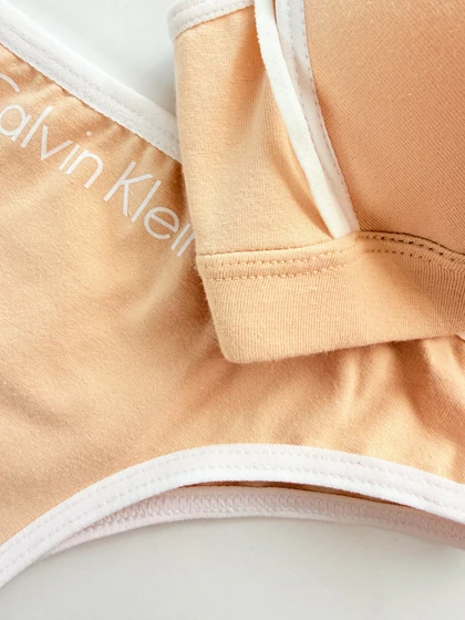 ست شورت و سوتین پوش آپ دار نخ پنبه هارنس دار نوشته کلوین کلاین Calvin klein فیتن Fitan