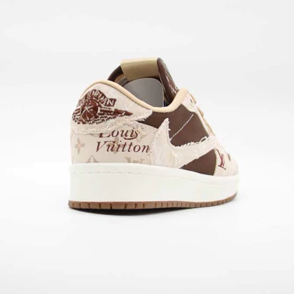 کتانی نایک ترویس کرم قهوه ای کد 6671