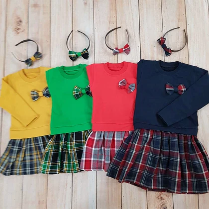 پیراهن وسارافون پشمی دخترانه یقه گرد