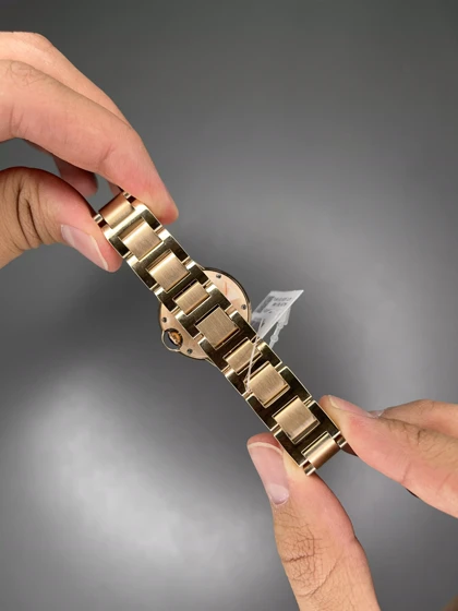 ساعت مچی کارتیه بلن بولو بند رزگلد صفحه سفید Cartier Ballon Bleu