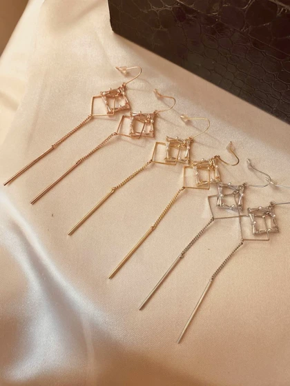 گوشواره اویز مربع فولیجیا