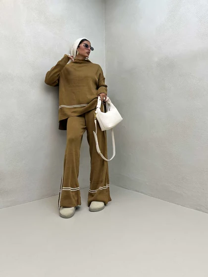 ست بلوز و شلوار حاشیه‌دار
