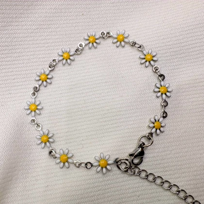 دستبند گل بابونه استیل نقره ای