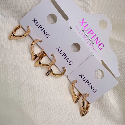 گوشواره ژوپینگ طرح «میخ» (Nail) | ترکیب جسارت صنعتی و درخشش نگین