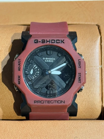 ساعت اسپرت طرح جی شاک جی2300 زرشکی