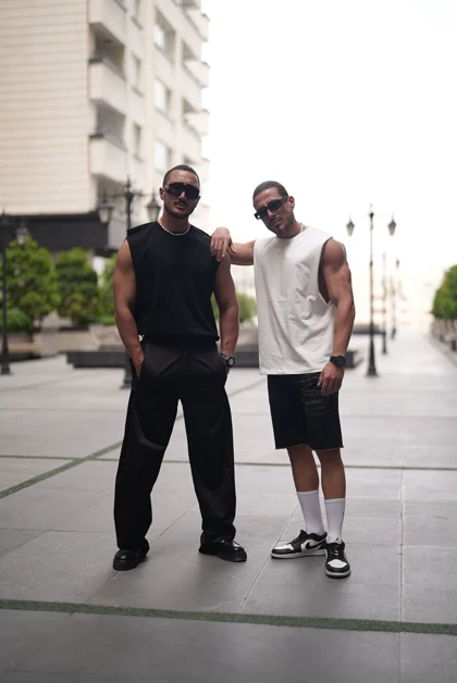 رکابی حلقه‌ای وست (بیسیک) ساده مشکی Pedro Pascal