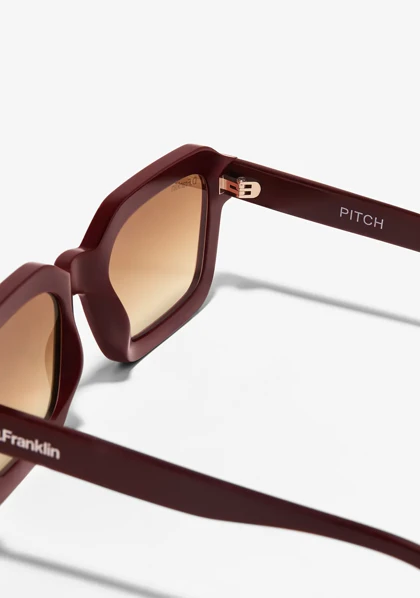 عینک آفتابی دی فرانکلین مدل D.franklin Pitch Burgundy / Gradient Brown