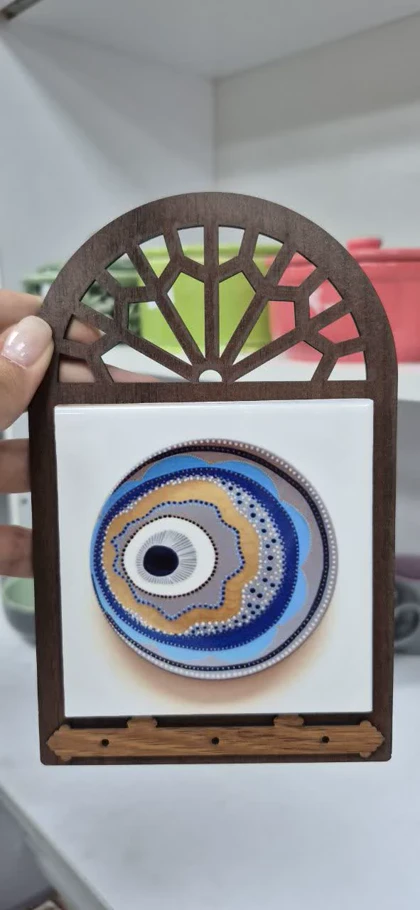 جاکلیدی چوب و کتیبه سرامیک