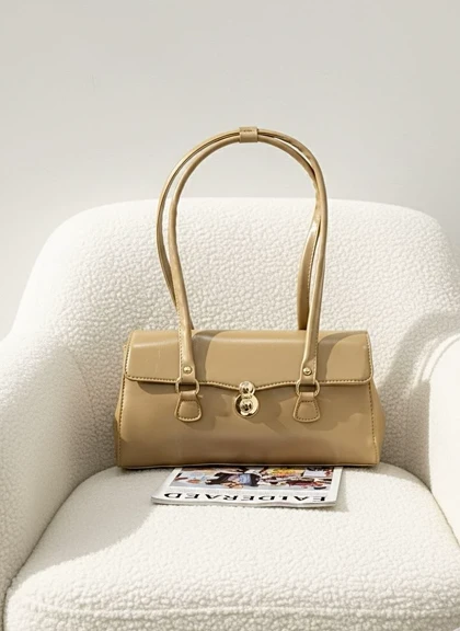 کیف مجلسی مادام