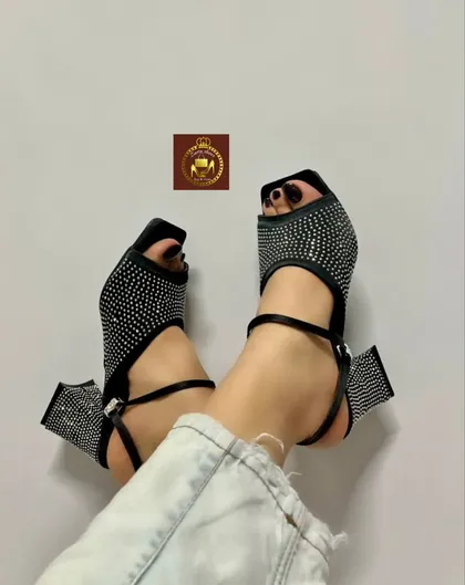صندل مجلسی زنانه نگینی مدل Neron