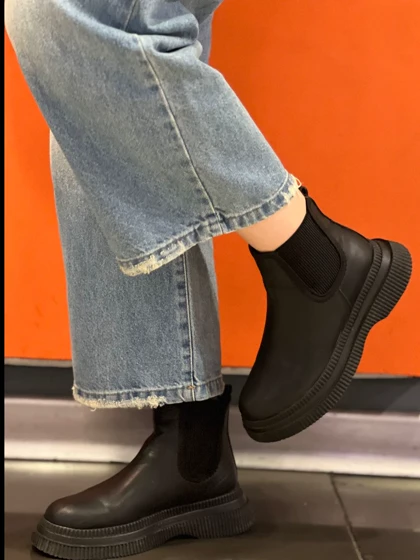 نیم بوت 2کش زواردوزی