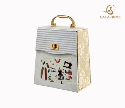 جعبه و وسایل خیاطی مدل کیفی طرح طراحی لباس کد 10