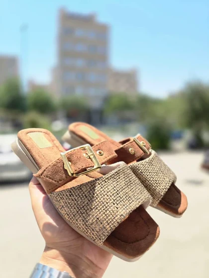 صندل کمر دار