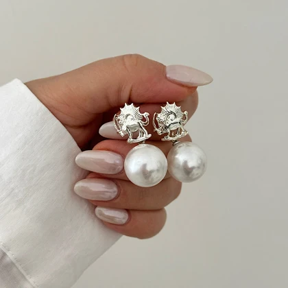 گوشواره زنانه شیر و خورشید مرواریدی کد 917