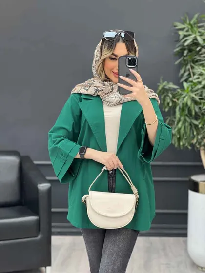 مانتو لینن پشت دو پاگن