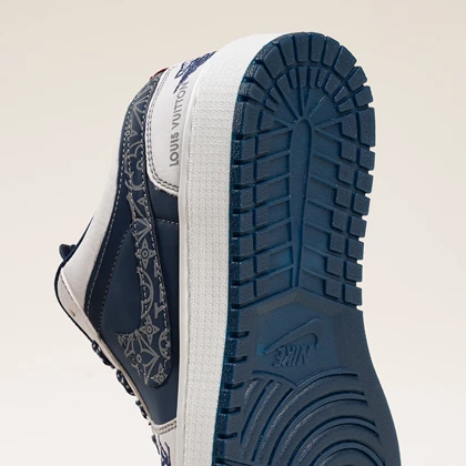 جردن وان لویی ویتون سفید سرمه ای (Nike Air Jordan 1 Low Louis Vuitton)