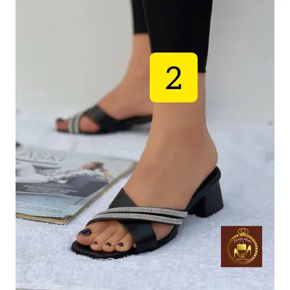 صندل و روفرشی نگینی مجلسی پاشنه‌دار زنانه کج و دوتیکه