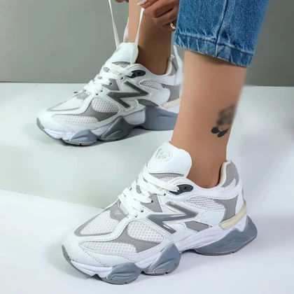کتانی زنانه اسپرت مدل نیوبالانس 9060 new balance رنگ سفید تمام کد 088902