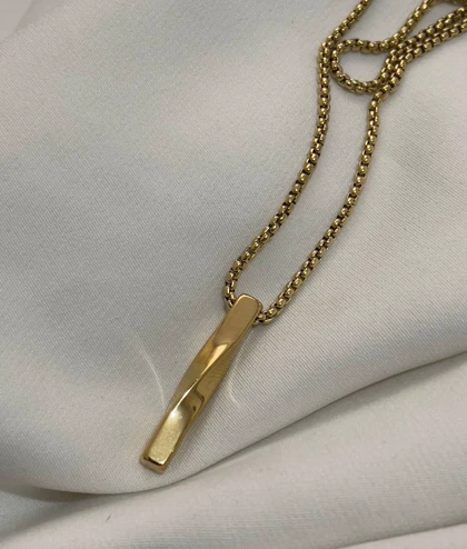 گردنبند و دستبند پیچ