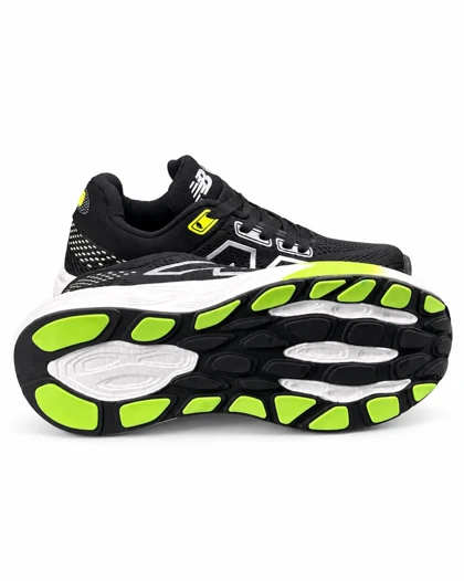 کفش کتانی رانینگ مردانه نیوبالانس زیره بست مشکی سبز New BALANCE