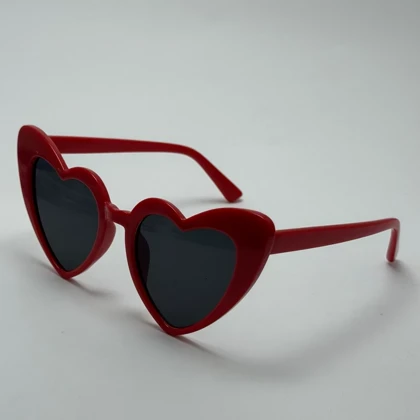 عینک آفتابی قلبی قرمز برند دیور DIOR