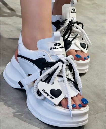 صندل زنانه لژدار قلبی