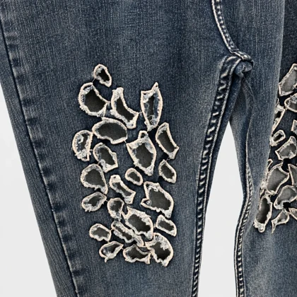 شلوار جین زنانه جذب زاپ‌دار