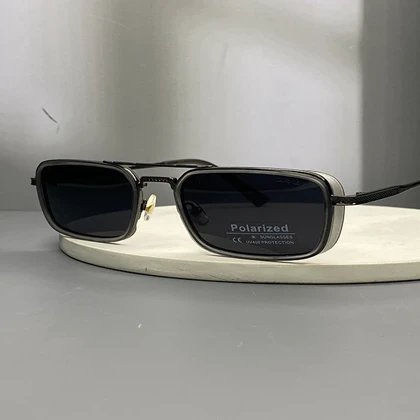 عینک آفتابی کررا با فریم کائوچو و فلز و لنز پلی‌کربنات پلاریزه UV400 Carrera Polarized Hybrid