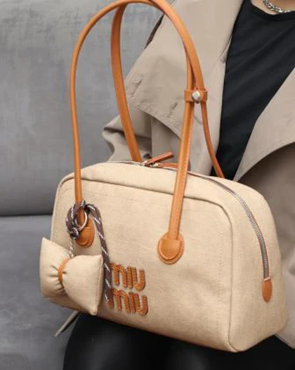 کیف زنانه کد 273 مدل MiuMiu
