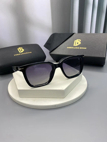 عینک آفتابی مردانه دیوید بکهام مدل OLD7071 فریم کائوچو استات و عدسی پلاریزه UV400