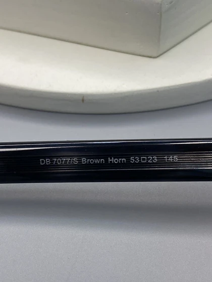 عینک آفتابی دیوید بکهام مدل DB7077 فریم کائوچو استات با استاندارد UV400 و کیفیت فوق‌العاده