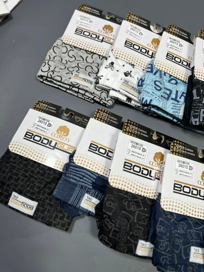 شورت طرحدار نیمپا بادیگارد