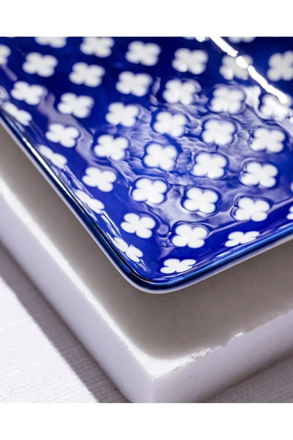 بشقاب سرو Madame Coco مدل Reve Bleu Raye Bone China