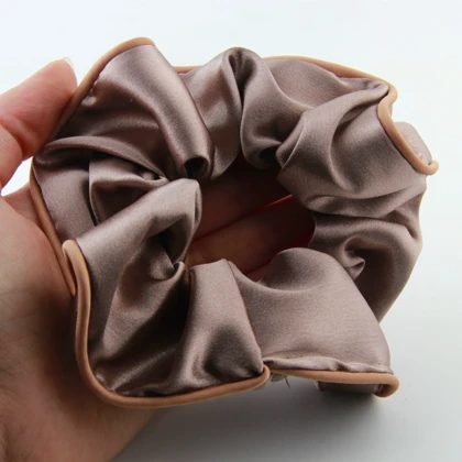 کش مو دخترانه مدل اسکرانچی نواری