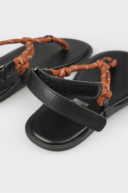 صندل زنانه اله elle