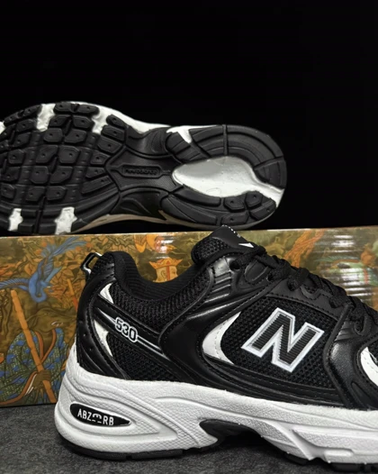 کتانی نیوبالانس 530