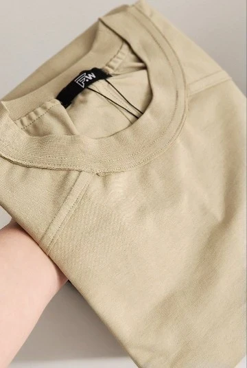 تیشرت کرم ساده اورسایز
