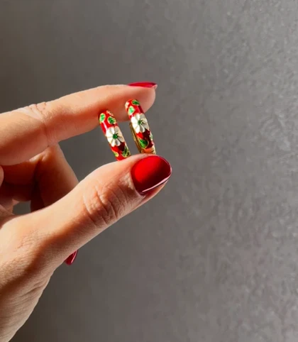 گوشواره حلقه‌ای میناکاری