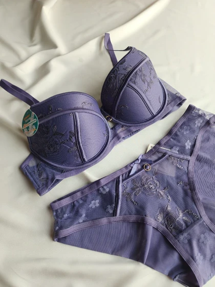 ست شورت و سوتین جکدار فنردار اروپایی کد: 1732