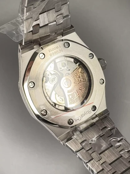 ساعت مچی اودمار پیگه اتوماتیک بند سیلور صفحه سفید Audemars Piguet