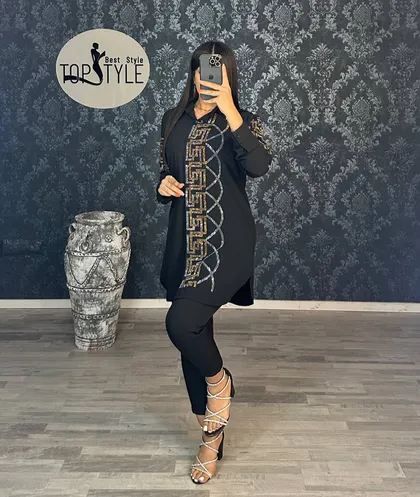 شومیز نگین کار شده کد : 8136