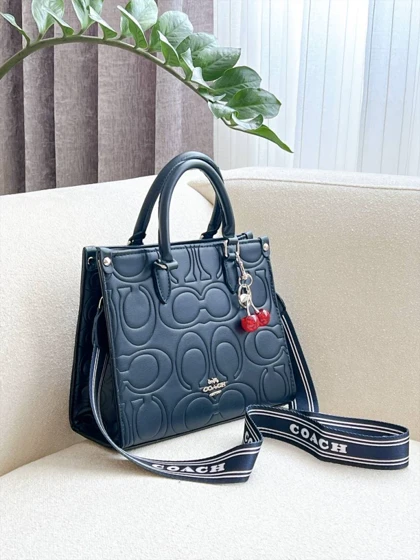 کیف مربع کوچ 3586