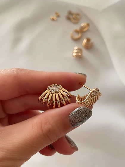 گوشواره های ژوپینگ 645