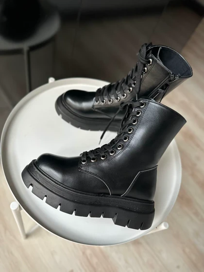نیم بوت زنانه استرادیواریوس مدل00002-Stradivarius-Flat-Ankle-Boots