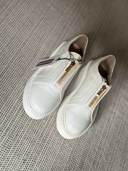 کفش راحتی زنانه استرادیواریوس مدلStradivarius-Sole-Loafers-LFB40