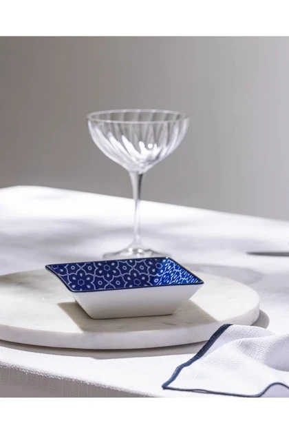 بشقاب سرو Madame Coco مدل Reve Bleu Mais از جنس Bone China - آبی/سفید